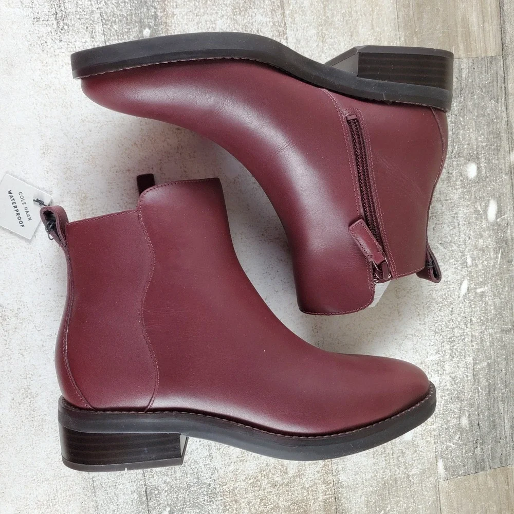 Cole Haan River Womens Chelsea Bootie Sz 5.5 B Brown Leather Waterproof Side Zip